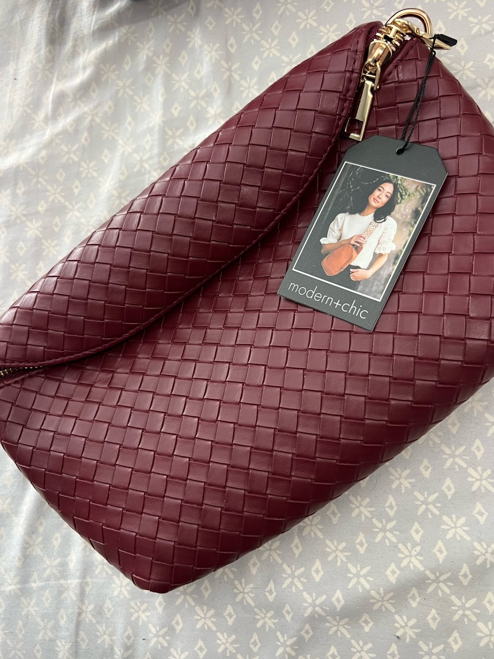 Modern + Chic Woven vegan Leather Shoulder Bag — wine Rory